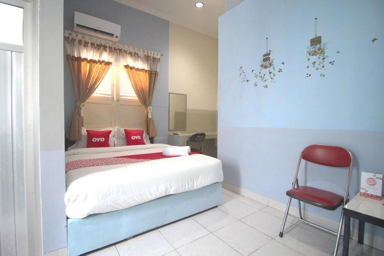 Oyo 1448 Kartini Residence Syariah Bandar Lampung Exterior photo